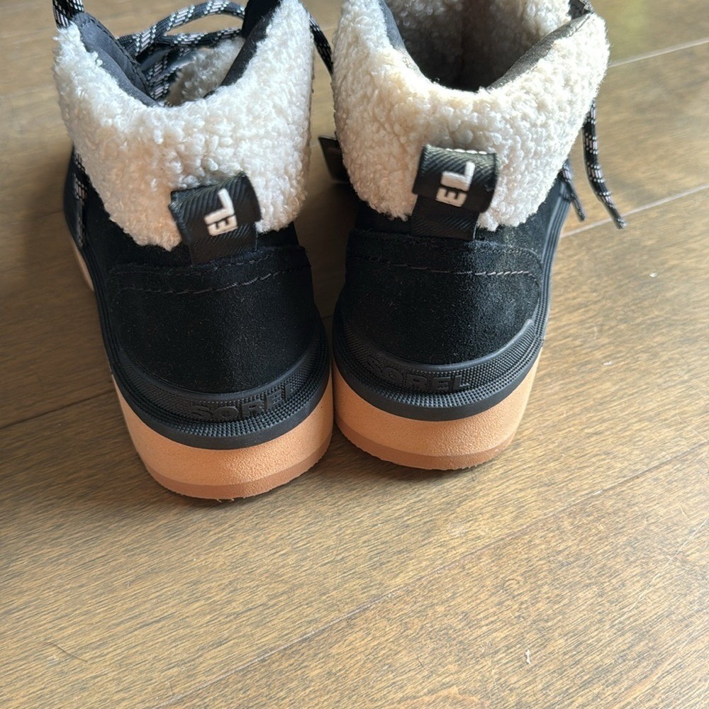 SOREL HI-LINE HIKER COZY - BLACK - LEATHER shoe 6.5 - Picture 8 of 10